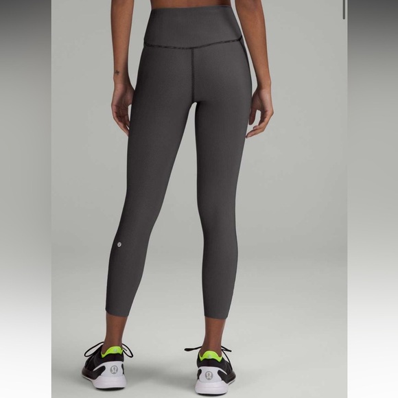 Lululemon Base Pace High-Rise Tight 25" *Two-Tone Ribbed in Grey Women’s Size 6 - Picture 1 of 8